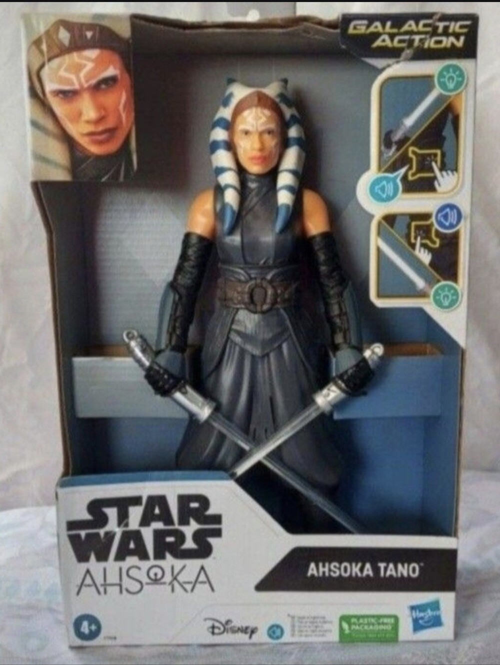 STAR WARS  AHSOKA TANO ACTION FIGURE.